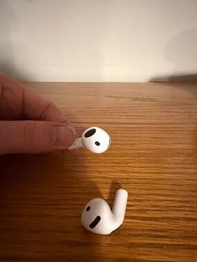AIRPODS NO CASE Wireless Earbuds - White